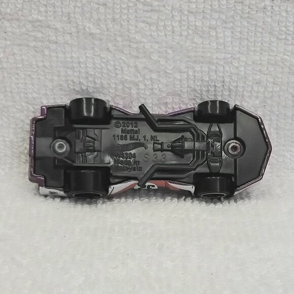 3/$24 Mint 2012 Mattel '76 Greenwood Corvette Hot Wheel!! - Picture 3 of 3